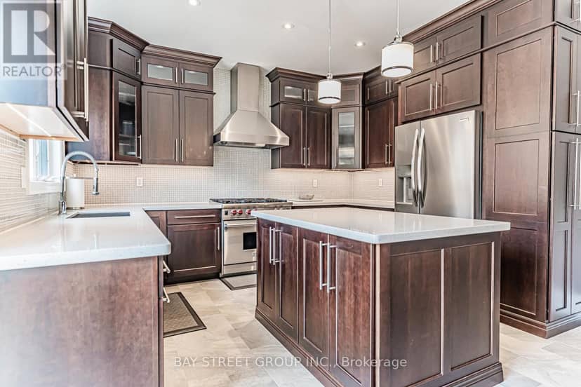 241 Jarrett Cross — photo 3 of 40