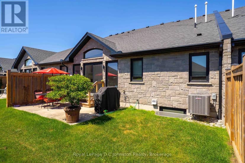 16 - 560 Devonshire Road, Saugeen Shores, photo 2