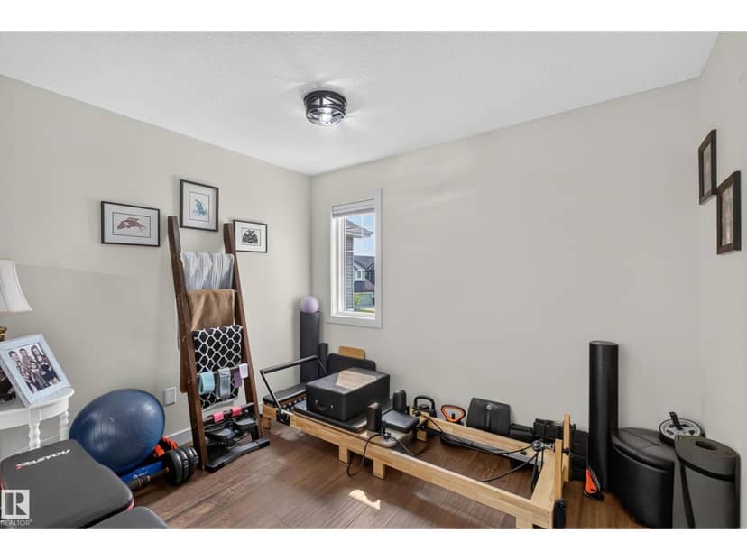 1122 Allendale Cr — photo 18 of 40