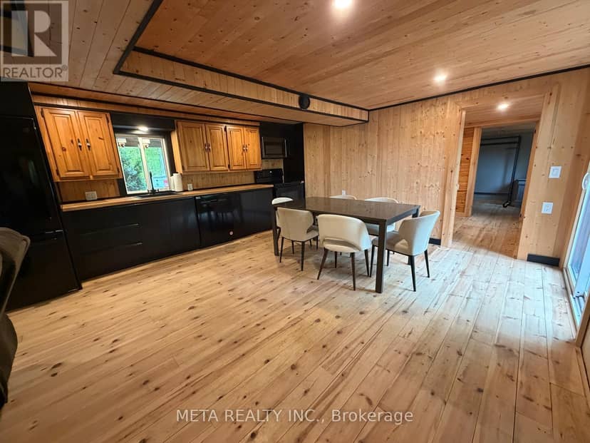 106 Boundary Lane — photo 16 of 24