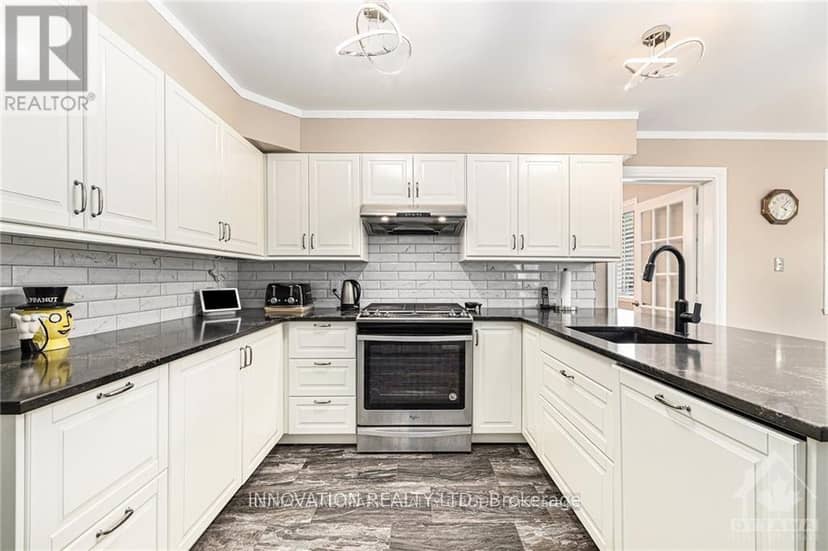 7 Grierson Lane — photo 8 of 35
