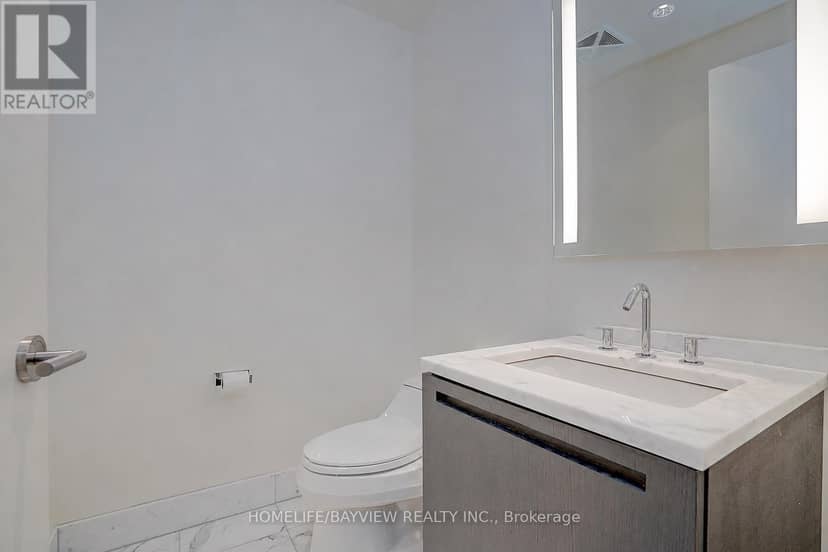 3509 - 180 University Avenue — photo 13 of 17