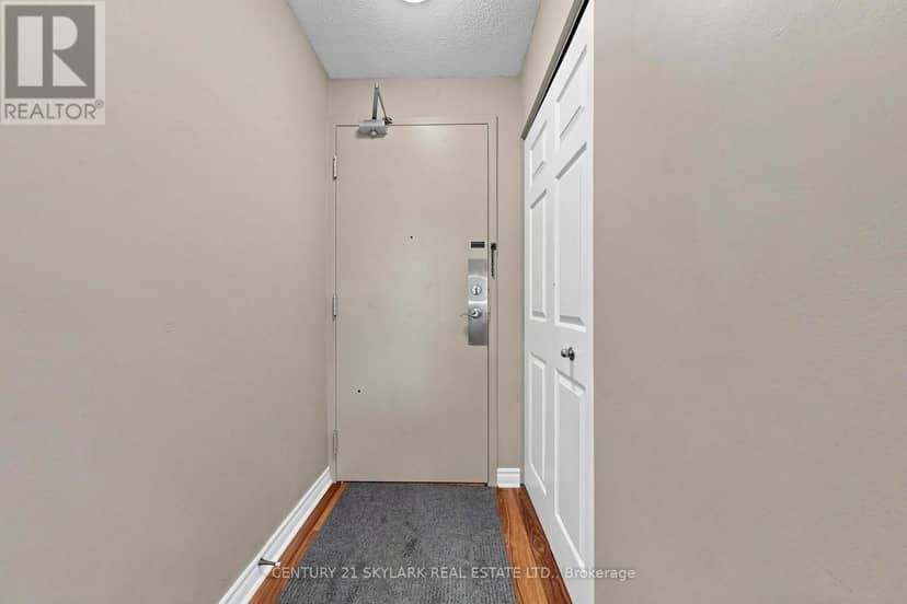 1611 - 4460 Tucana Court — photo 34 of 39