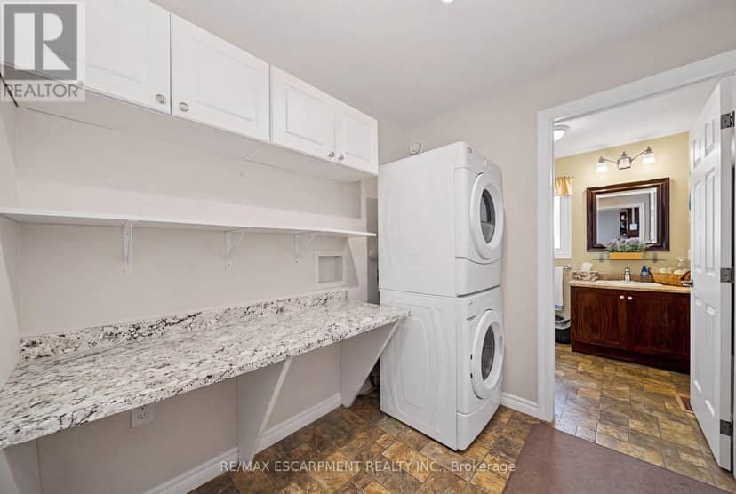 3913 Primrose Lane — photo 21 of 40