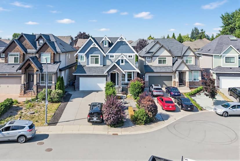 19675 70A AVENUE, Langley, photo 2