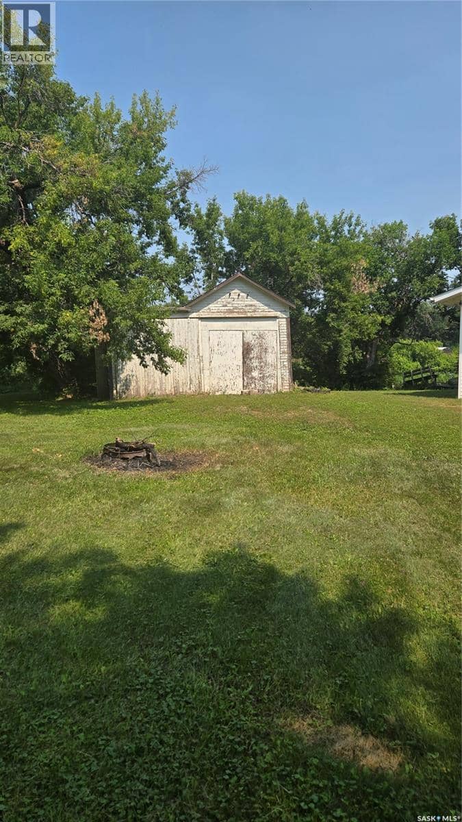 309 Maple STREET — photo 2 of 7