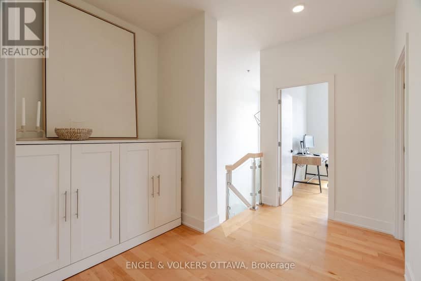 218 - 197 Lisgar Street — photo 26 of 40