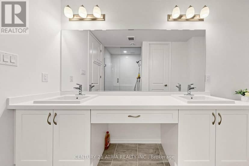 2950 Murphy Place — photo 21 of 32