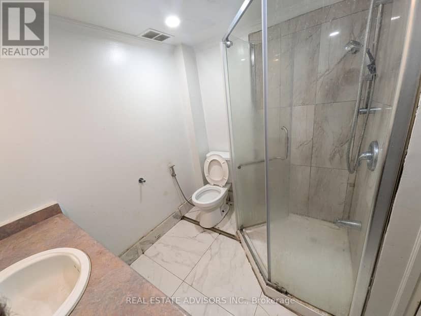 45 Pitt Avenue — photo 15 of 20