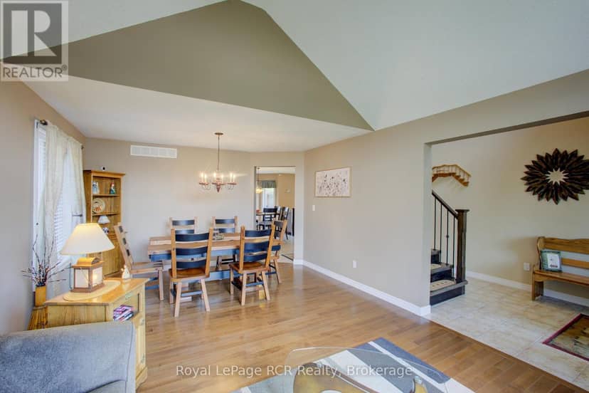 237 Carrol Street — photo 10 of 40
