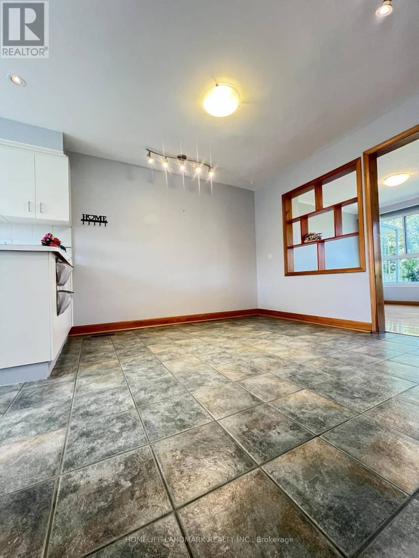 27 Tillplain Road — photo 6 of 39