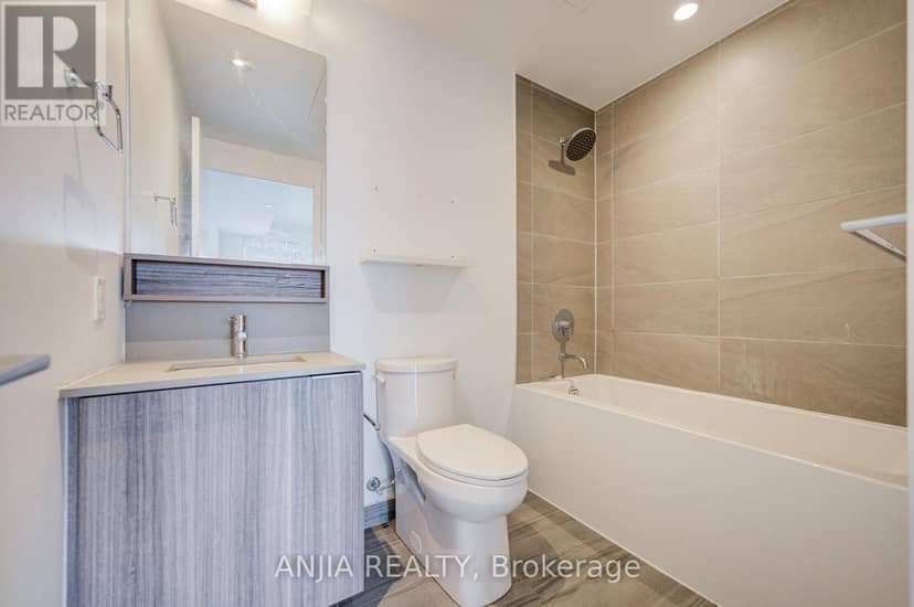 6102 - 5 Buttermill Avenue — photo 34 of 40