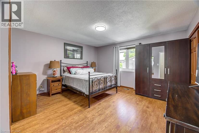 95 ALLEN Street — photo 26 of 40