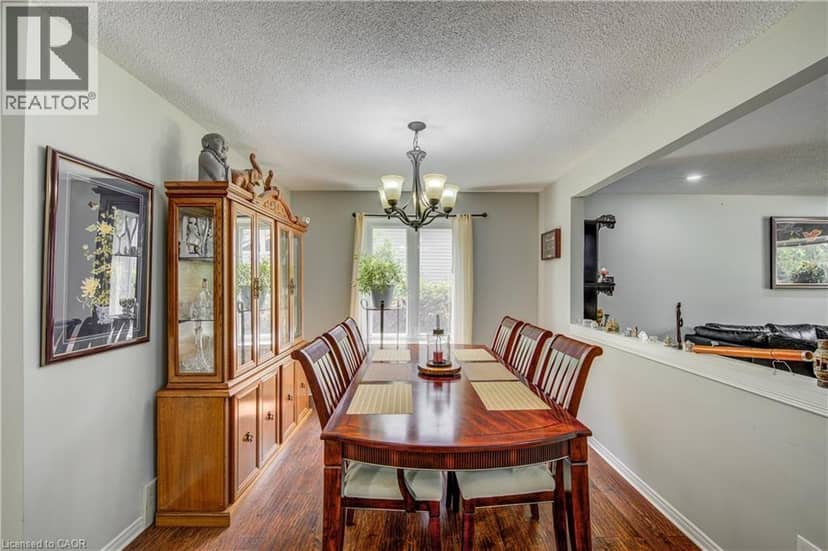 95 ALLEN Street — photo 14 of 40