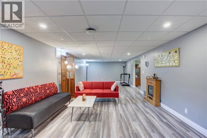 95 ALLEN Street — photo 39 of 40