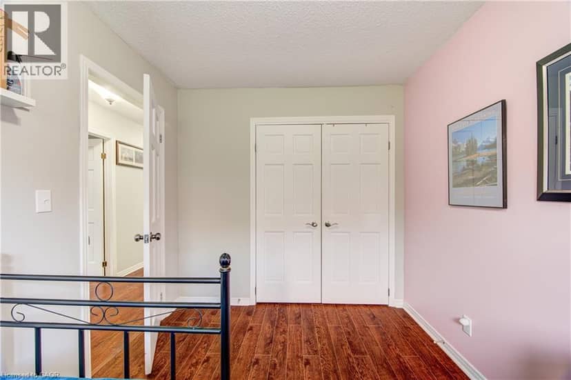 95 ALLEN Street — photo 25 of 40