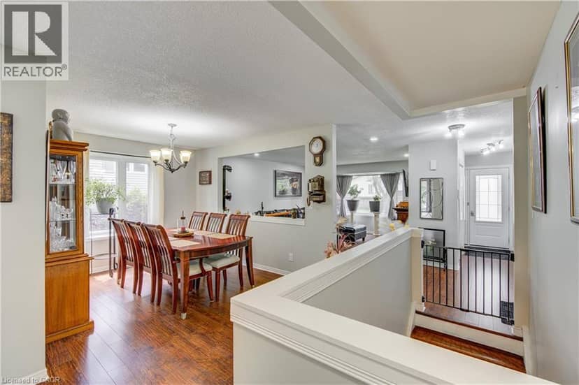 95 ALLEN Street — photo 16 of 40