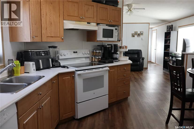 20 H Avenue, Willow Bunch, photo 4