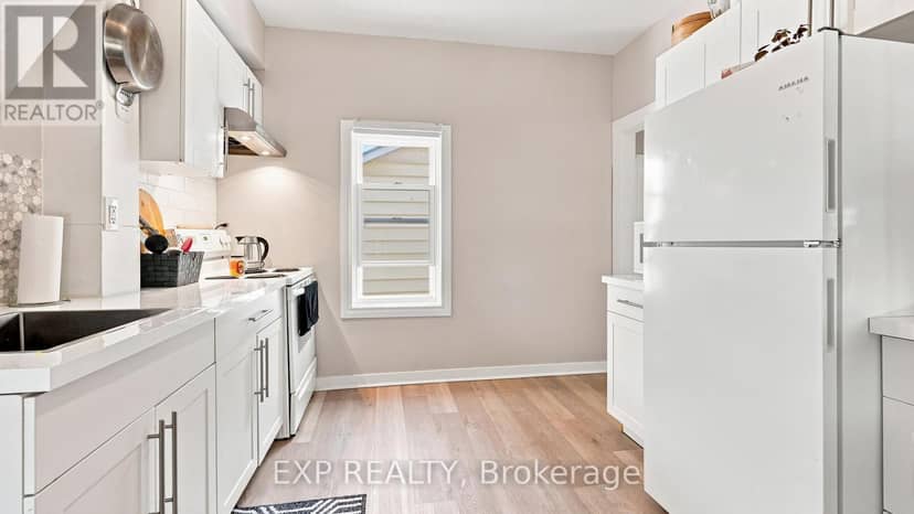 20 Henry Street — photo 6 of 39