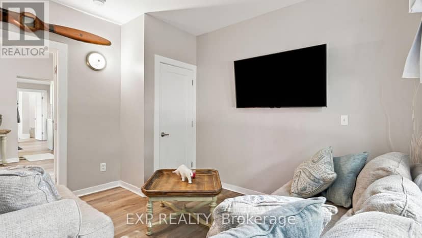 20 Henry Street — photo 18 of 39
