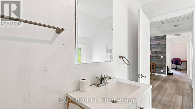 20 Henry Street — photo 34 of 39