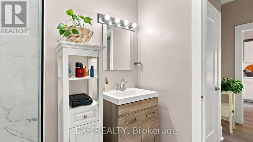 20 Henry Street — photo 23 of 39