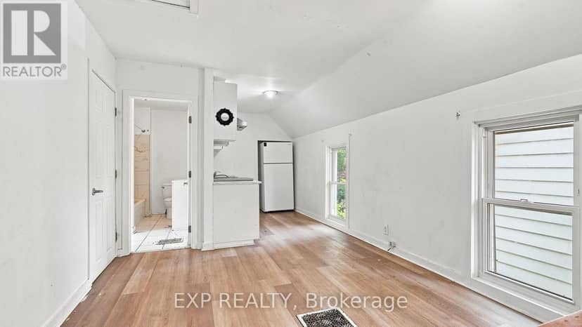20 Henry Street — photo 27 of 39