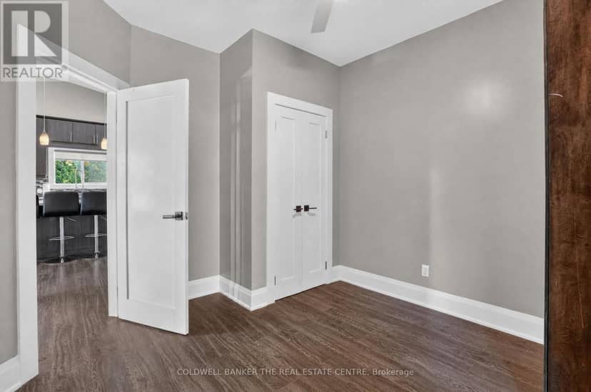 176 Pleasant Boulevard — photo 35 of 40