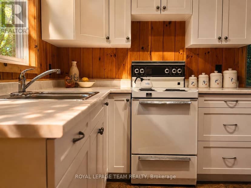 1390A River Road, Hastings Highlands, photo 8
