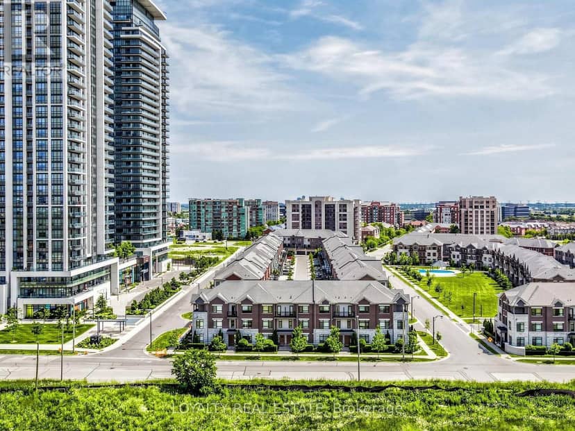 52 South Park Road, Markham, photo 3