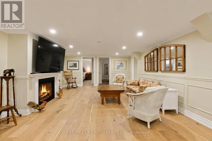 75 Marine Drive — photo 25 of 40
