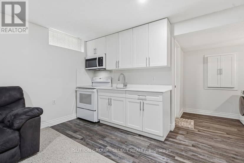 1789 Devos Drive — photo 33 of 40