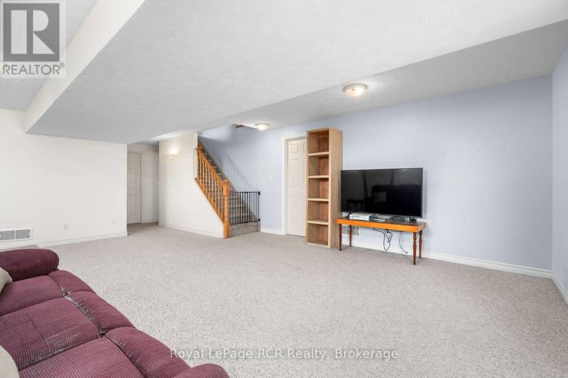 246 16th Avenue Crescent — photo 37 of 40