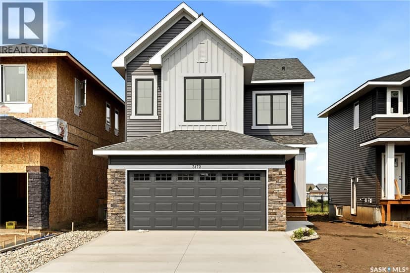 3172 Favel DRIVE — photo 1 of 33