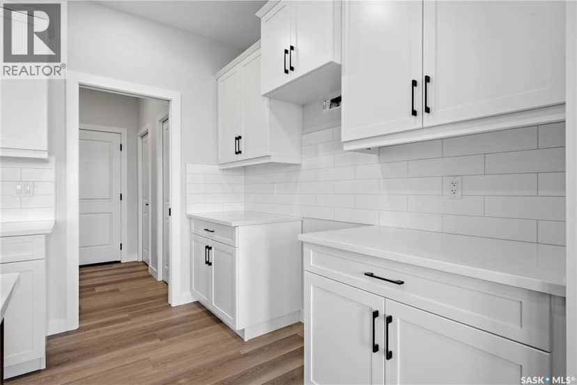 3180 Favel DRIVE — photo 5 of 40