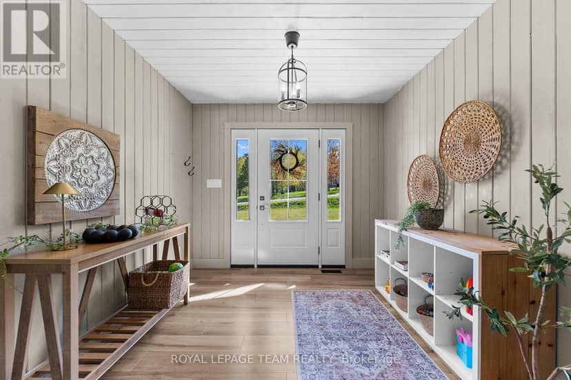36 Hillcrest Avenue — photo 7 of 40