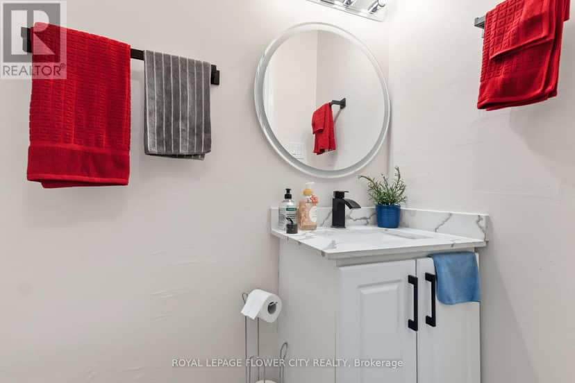 191 Boullee Street — photo 12 of 20