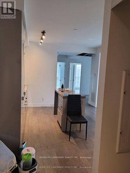 803 - 7 Greenville Street, Toronto, photo 3