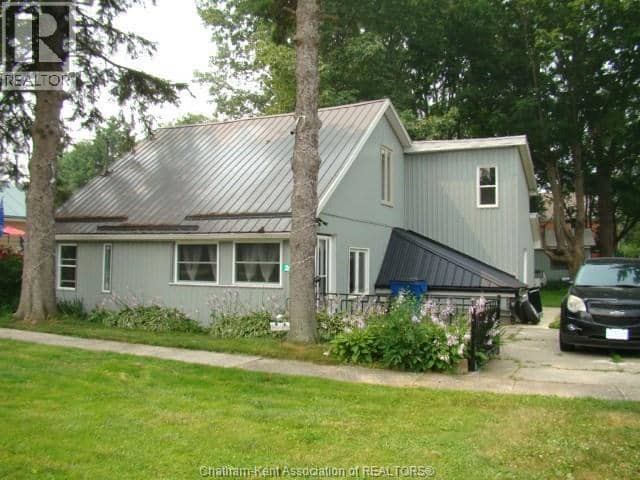 280 Victoria Street — photo 2 of 40