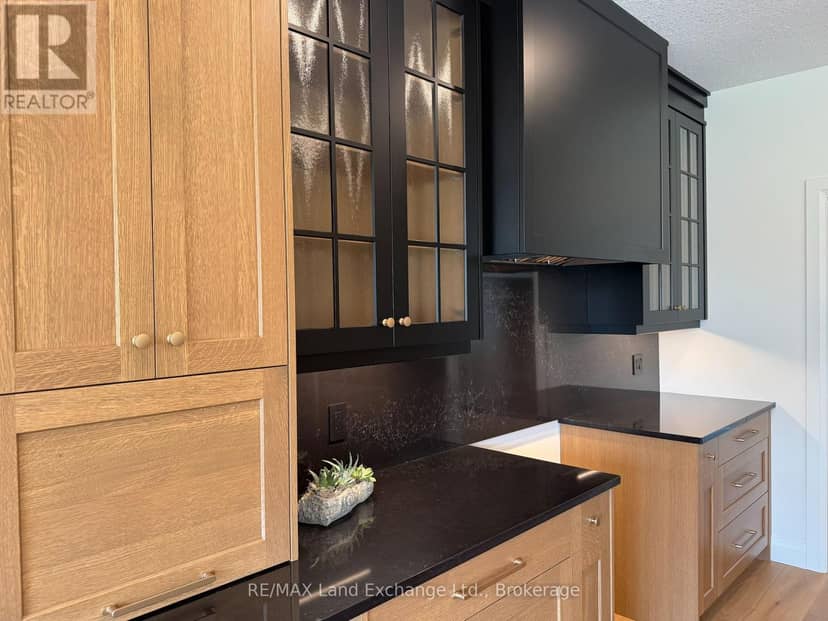 926 Bogdanovic Way — photo 14 of 35