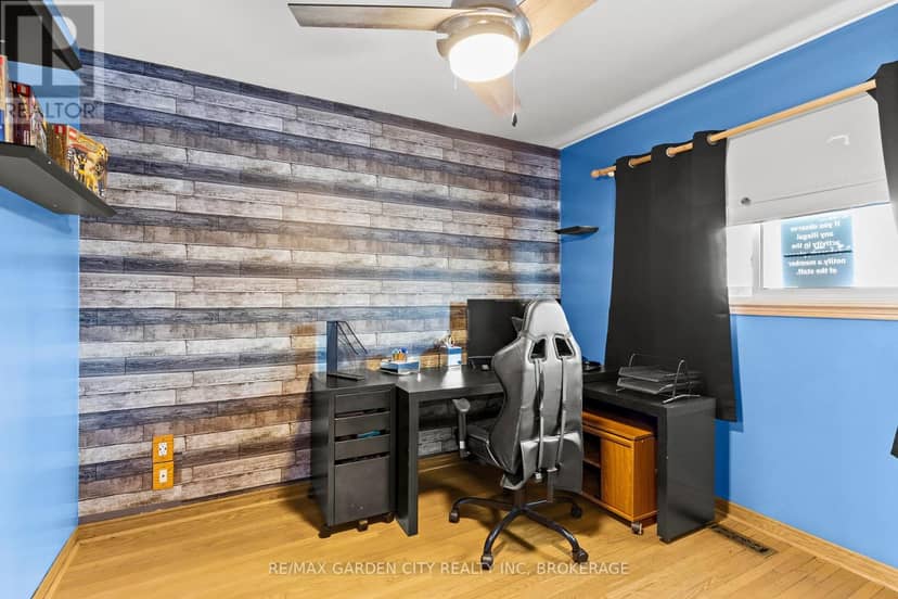 8842 Roosevelt Street — photo 17 of 28