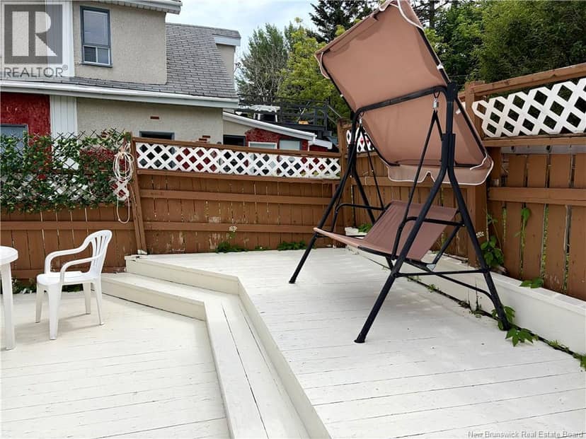 510 Victoria — photo 35 of 40