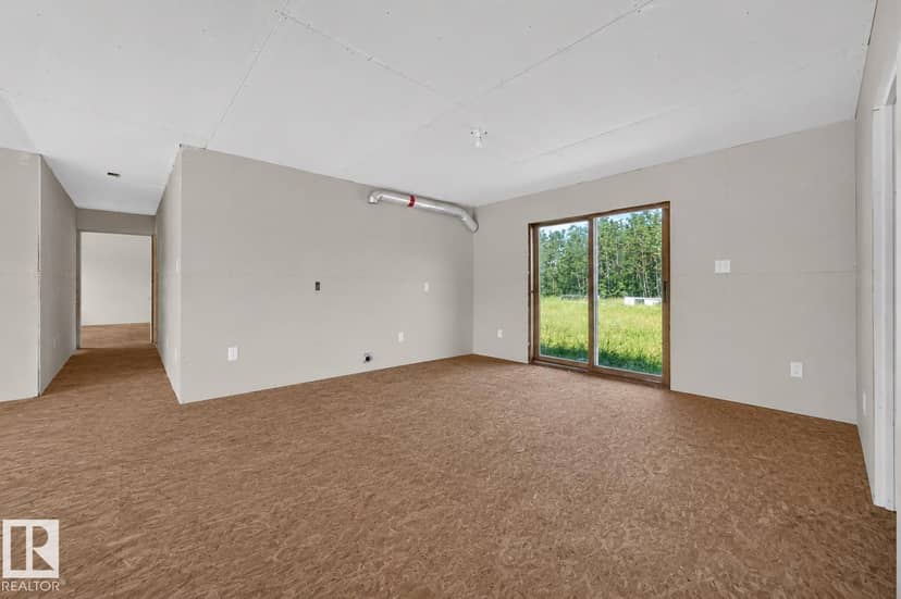 5316 54 AV — photo 14 of 37