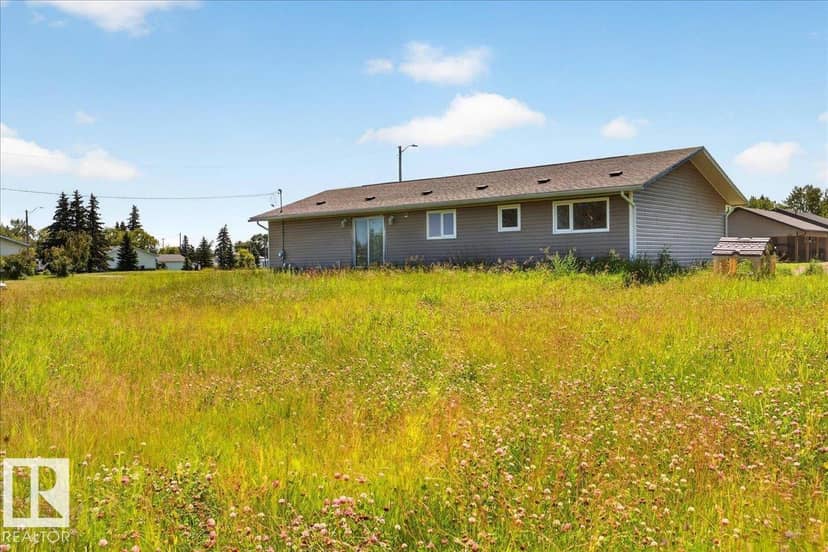 5316 54 AV — photo 37 of 37