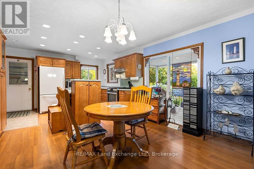 334 Cole Boulevard — photo 12 of 37