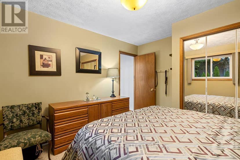 334 Cole Boulevard — photo 19 of 37