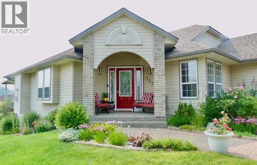 2379 MCTAVISH ROAD, Prince George, photo 4