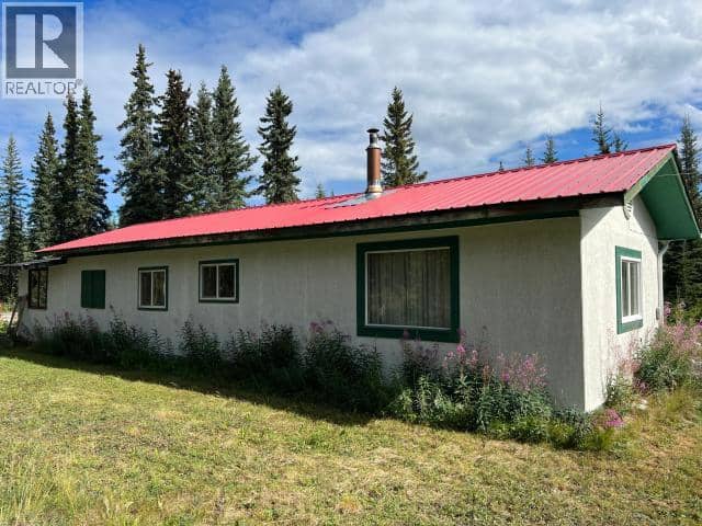 27 Tagish Estates — photo 15 of 17