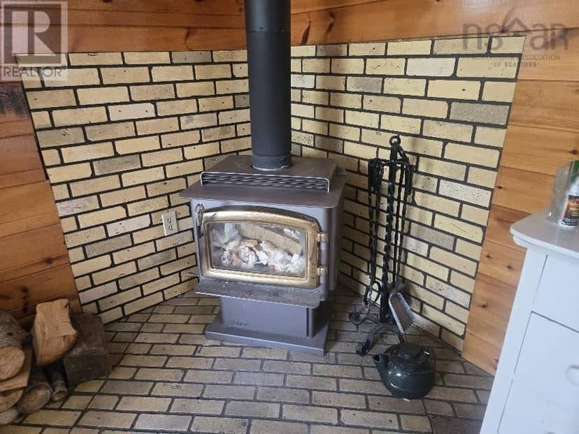 70 Andersens Road — photo 11 of 24