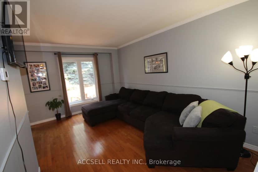877 Shelborne Street — photo 8 of 20